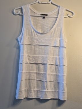 Lord & Taylor White Tiered Scoop Neck Tank